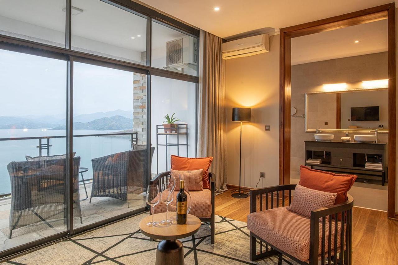 Cleo Lake Kivu Hotel Mwendo エクステリア 写真